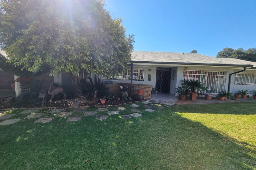 3 Bedroom Property for Sale in Meiringspark North West